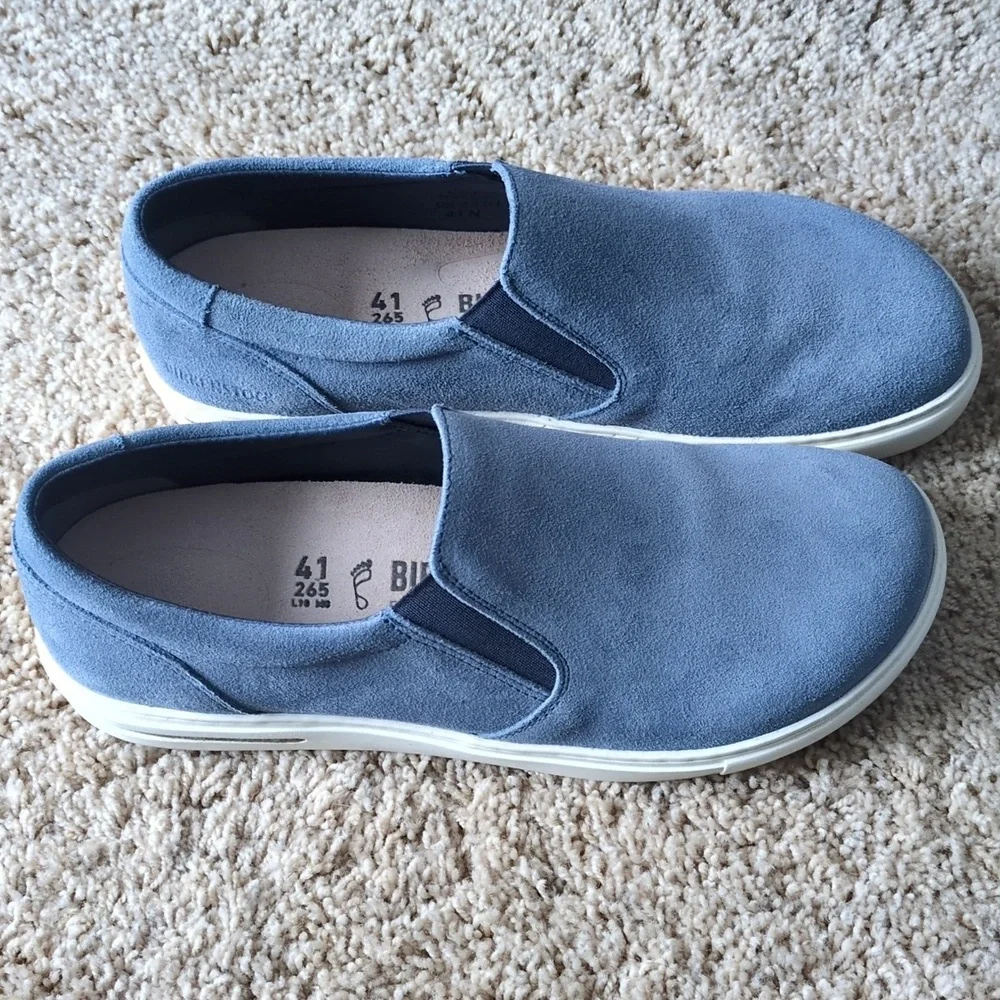 Like New Birkenstock Slip-ons 41 - Picture 2 of 5